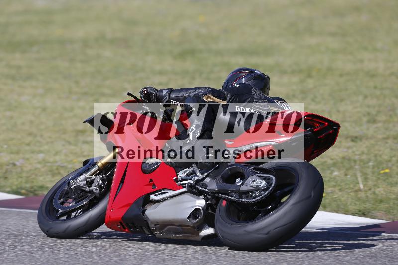 /10 20.04.2026  Pluess Moto Sport ADR/Freies Fahren/74